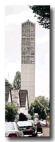 Der Turm der Markuskirche ist 39 Meter hoch